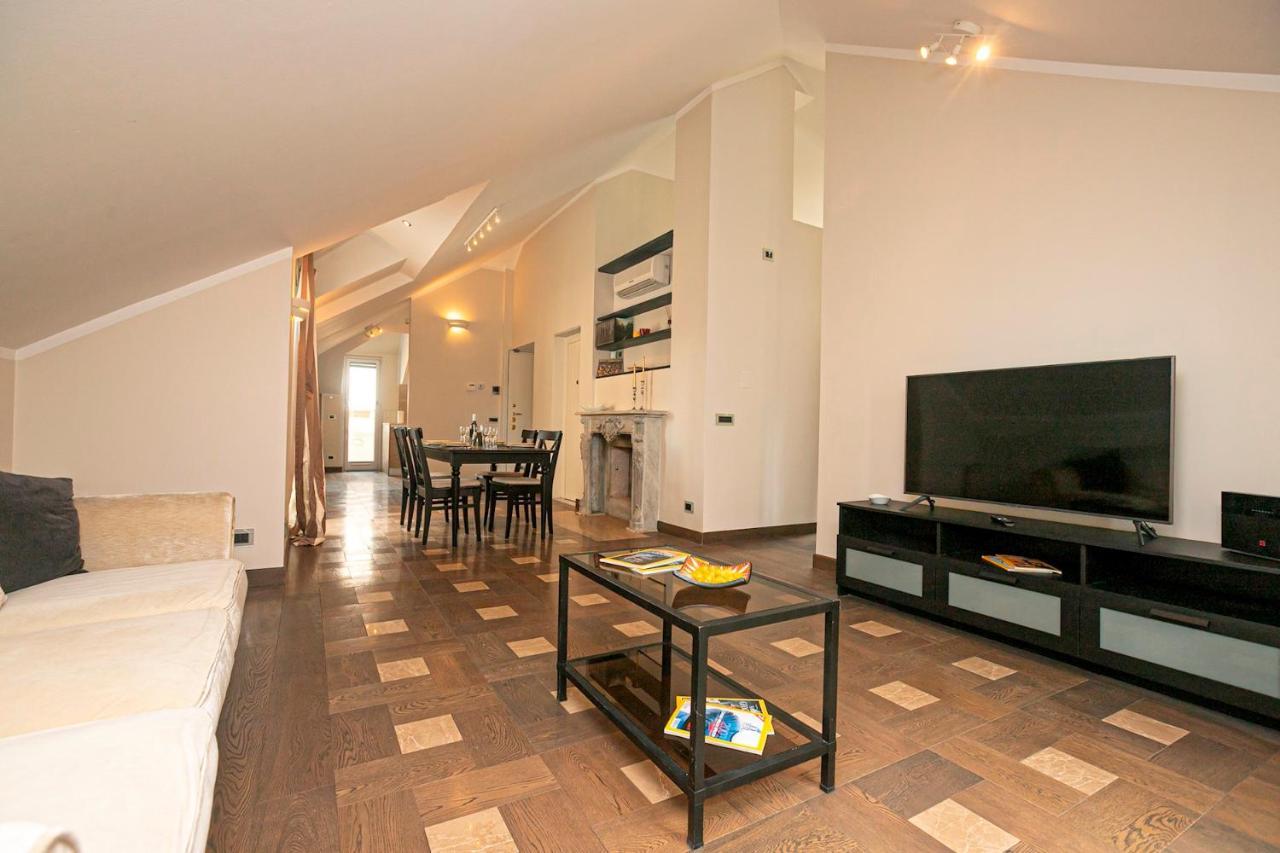 شقة Real Italian Estate - Penthouse جنوة المظهر الخارجي الصورة